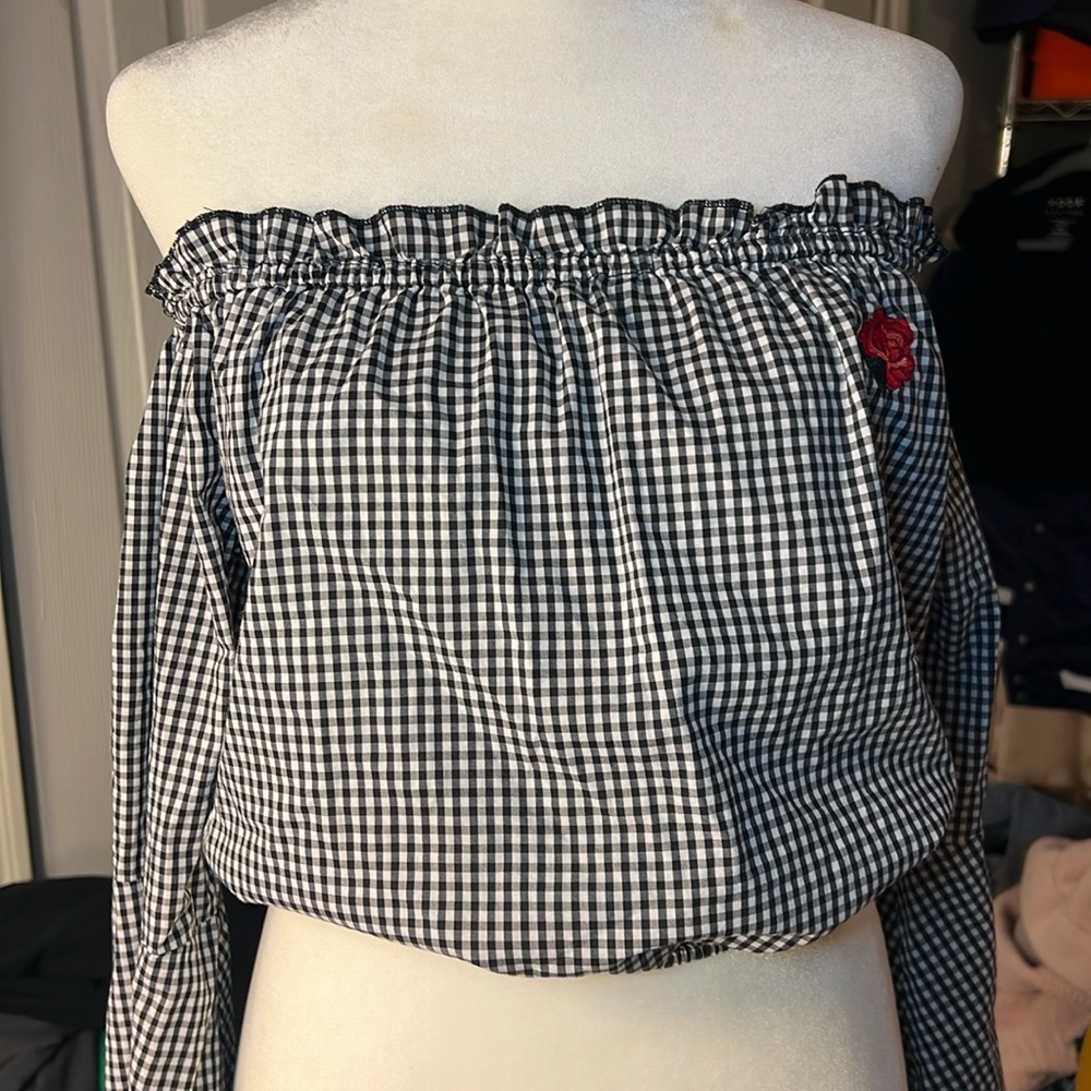 Cropped Gingham Blouse